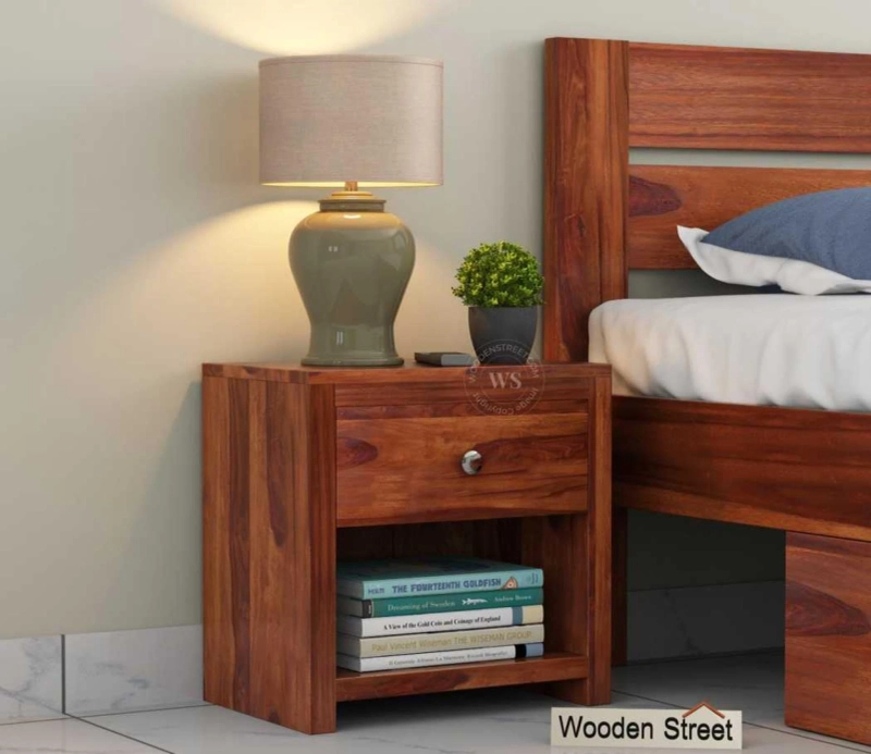 Choosing the Best Material for Your Bedside Table: