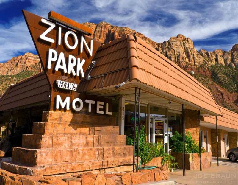 WHERE TO STAY IN ZION NATIONAL PARK