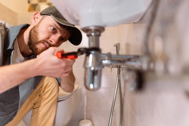 Blocked Drain Plumbing Services Explained: How Professionals Fix Drain Issues