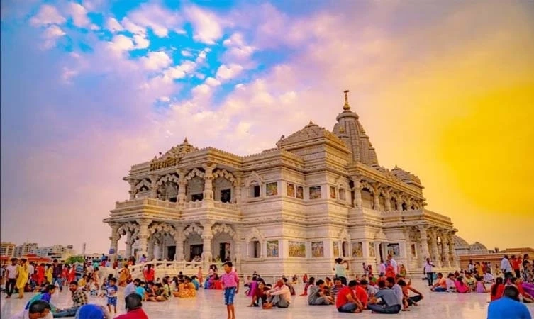 12 Jyotirlingas, 12 Stories: Legends and Myths Behind Each Lingam