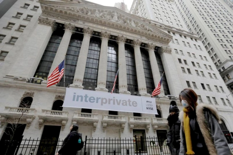 Banks remind customers they can bank online amid coronavirus outbreak
