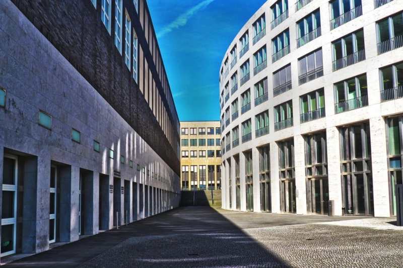Things to Consider Before Selecting a Construction Company