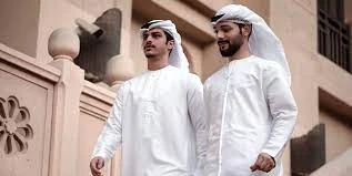 A Guide to Buying Authentic Omani Thobes in the UK