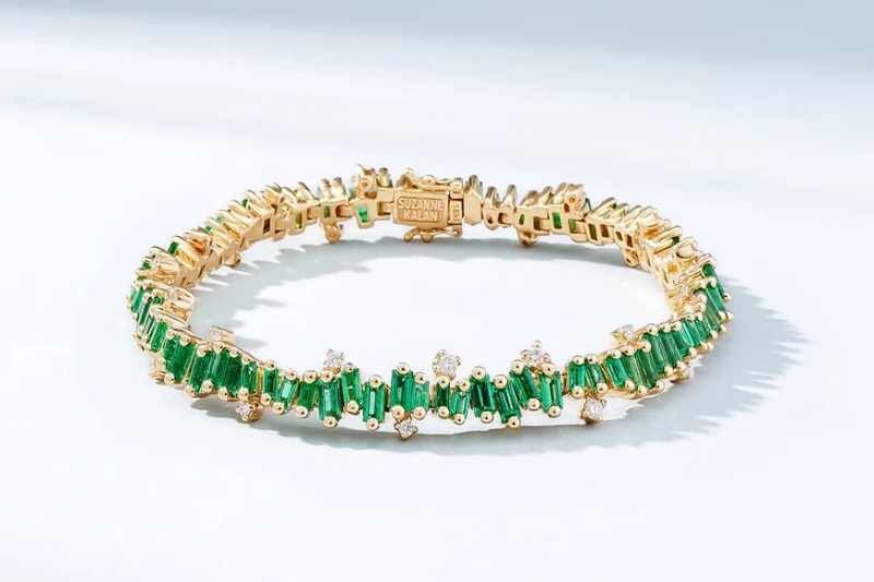 Why an Emerald Bracelet Is the Perfect Mother’s Day Gift