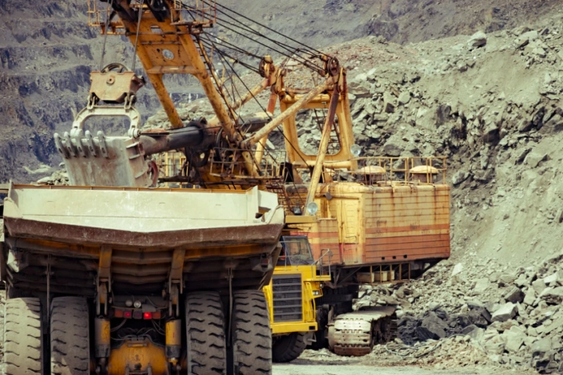 Magnetic Tools That Keep Mining and Heavy Processing Lines Running Smoothly