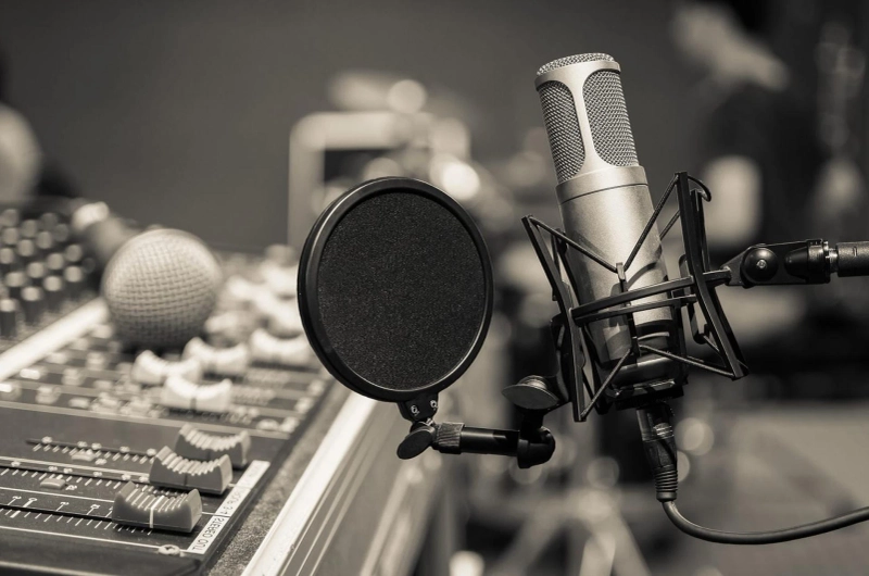 Voice Your Excellence: Why the Best Voice Over Artists Make a Difference