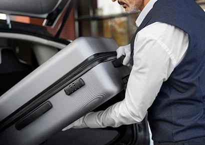 Why Chauffeured Rides Are Perfect for Coastal Travel