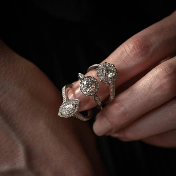 Why Lab Grown Diamond Engagement Rings Are the Smart Choice Today?