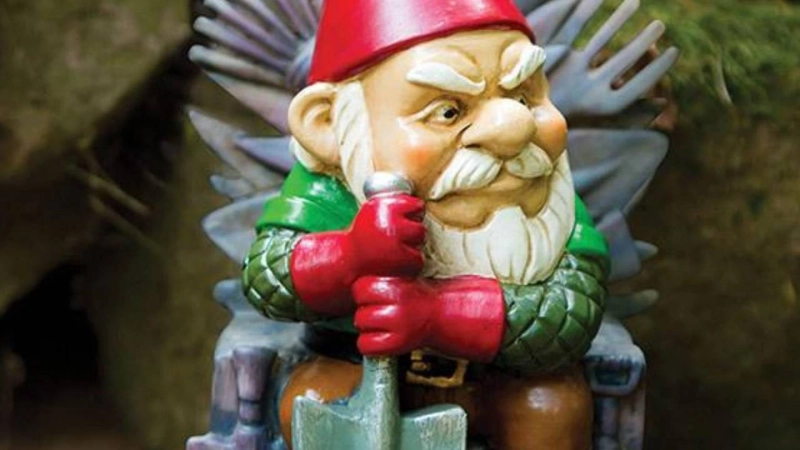 Little Gangsta Flair: Meet the Cholo Gnome!