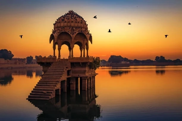 Jaisalmer in One Day: A Royal Travel Guide for First-Time Visitors
