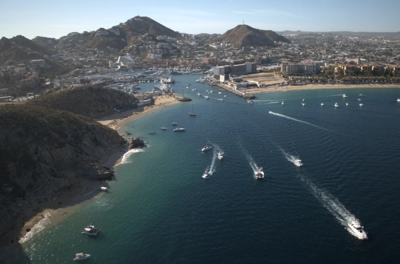 Top Reasons Buyers Are Choosing Beachfront Homes in Los Cabos