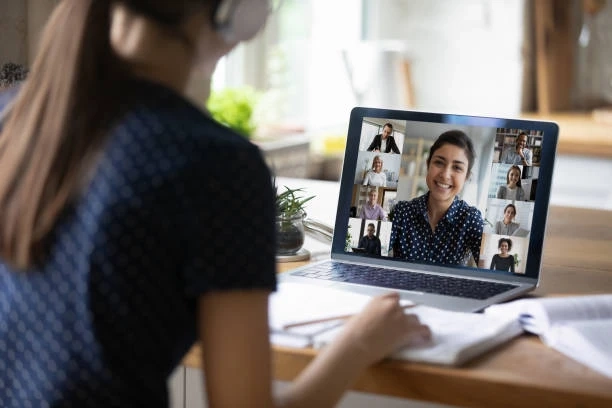 Unveiling the Transformative Power: 5 Key Advantages of Chatbots in the Healthcare Industry