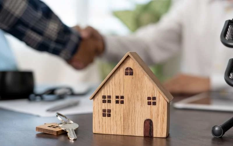 Downsizing and Reaping the Benefits of Mortgage-Free Retirement