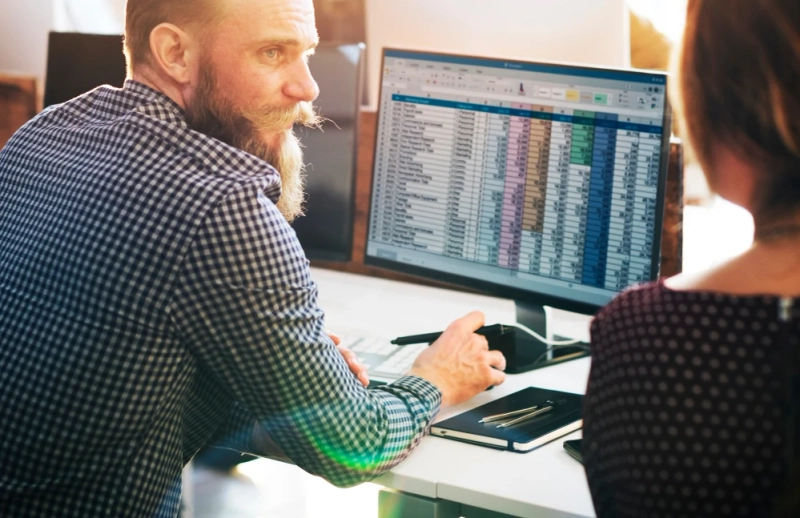 Custom Software Development Company UK Cost: Agency vs Freelancer vs Offshore Comparison