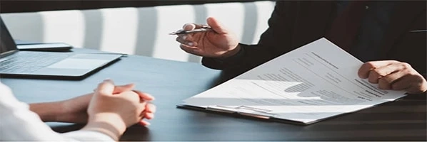 Reasons you need to know about the benefits of hiring a professional writing resume!