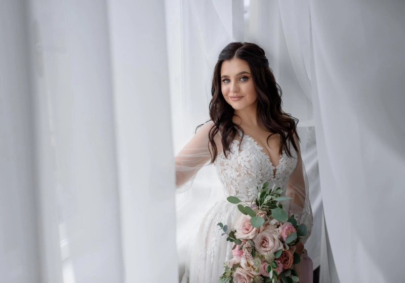 Bridal Portrait Photography: Traditional vs. Contemporary Styles