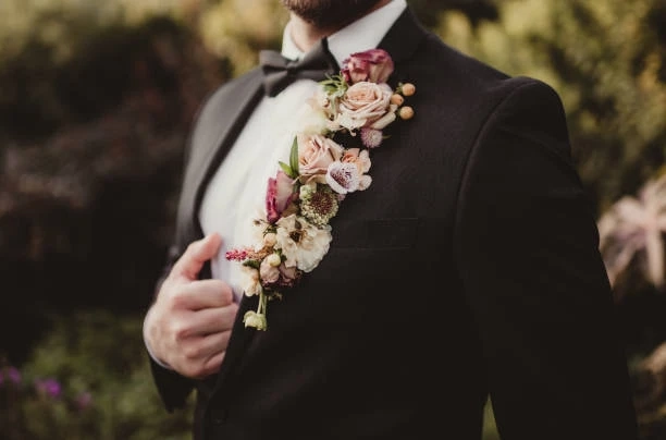 Posh Petals: How Corsages Enhance Your Look and Well-being