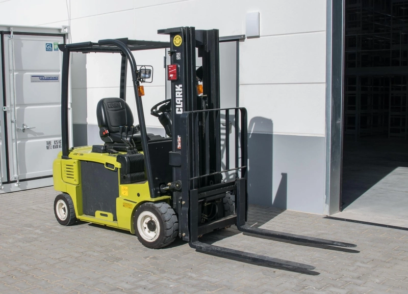 5 benefits when renting a forklift