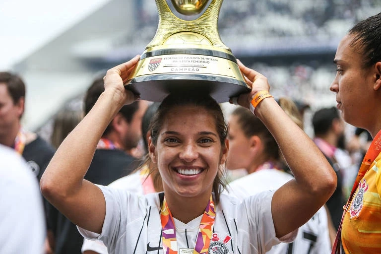 Campeonato Paulista Feminino de futebol terá prêmio em dinheiro pela primeira vez