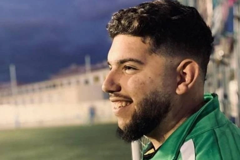 Técnico de futebol na Espanha morre aos 21, vítima de coronavírus