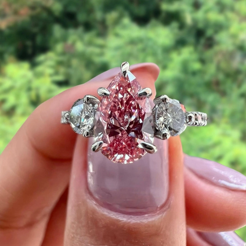 Pink Diamond Rings: Adding Elegance and Grace to Your Jewelry Collection