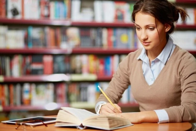 Your Path to Academic Success Starts Here with Dissertation Help Online in Phoenix