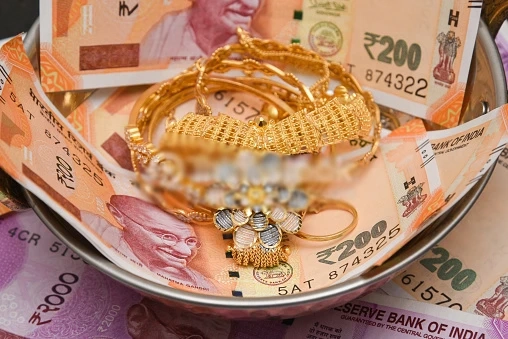 Get a quick solution to all your financial problems with a gold loan.