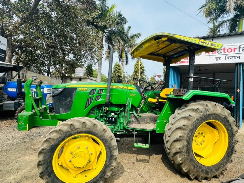 Rust, Grit, and Real Work: The Honest Story of an Old Tractor