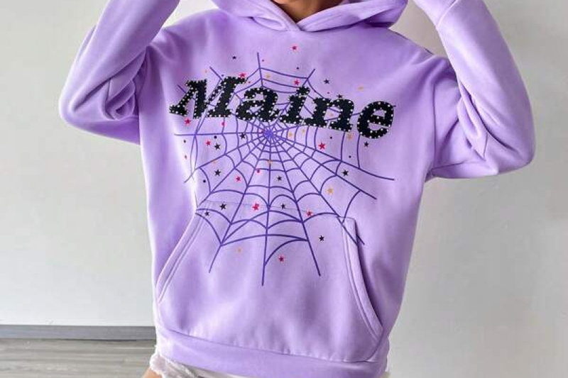 The Influence of Social Media on Fashion Trends