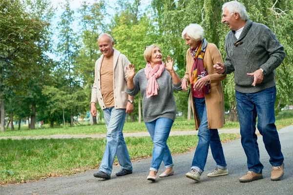 15-Minute Daily Walk May Significantly Lower Your Heart Disease Risk