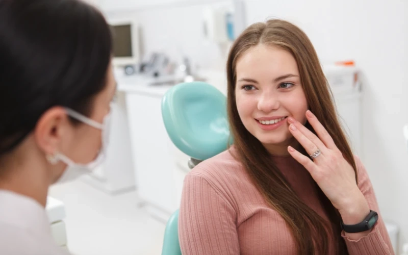 How Regular Cleanings from a Dentist in Etobicoke Can Improve Overall Health
