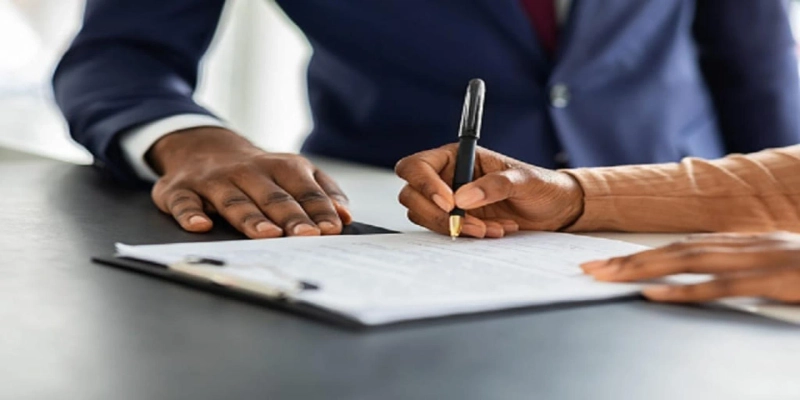 Why Is a Business Lawyer Your Property Acquisition's Best Friend?