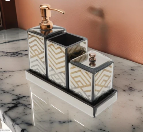 Give your bathroom a stylish and organised look with this bathroom accessories set.
