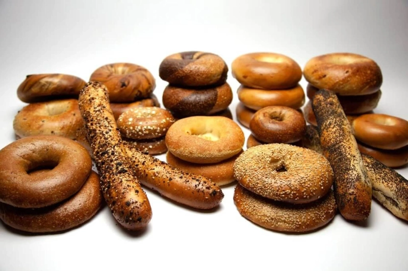 How to Store Bagels – Tips to Maximize Flavor & Texture
