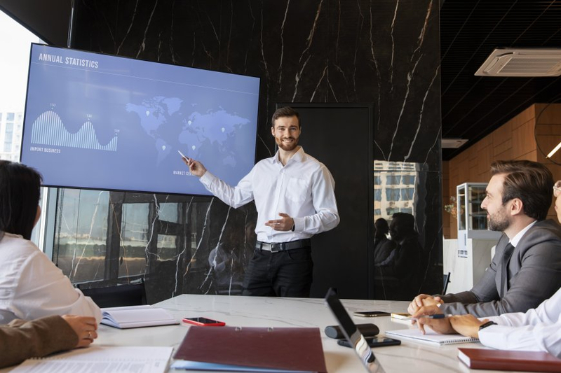 Is non linear presentation help in business approach?