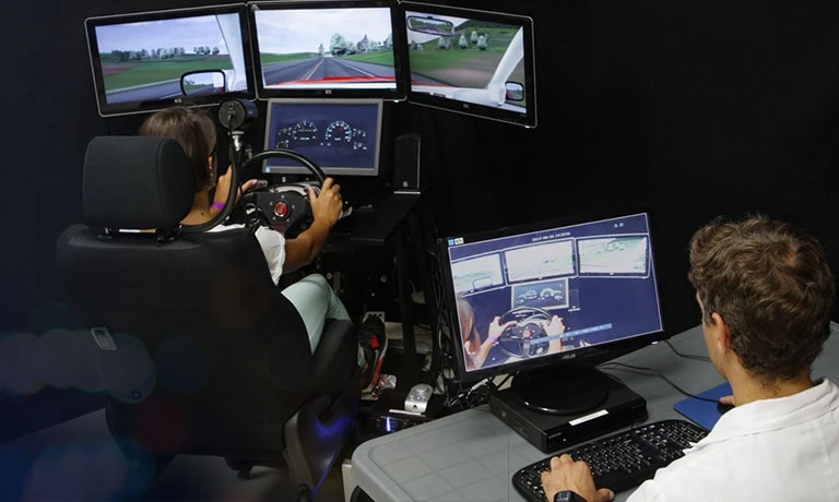 4 Reasons to Partner with a CRO for Driving Simulation Studies During Drug Development