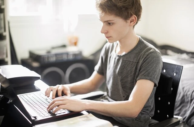 Expert Tips for Writing a Standout College Essay