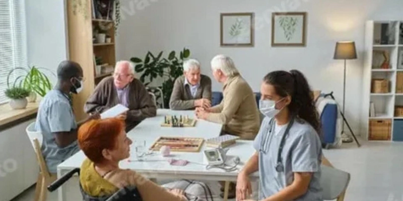 What Can Families Expect After a Loved One Moves Into Alzheimer’s Care?