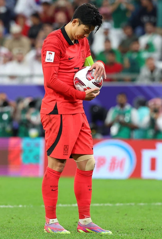 지로나, 발렌시아와의 라리가 2025-26 시즌 첫 승 기록, 최하위권에서 벗어남