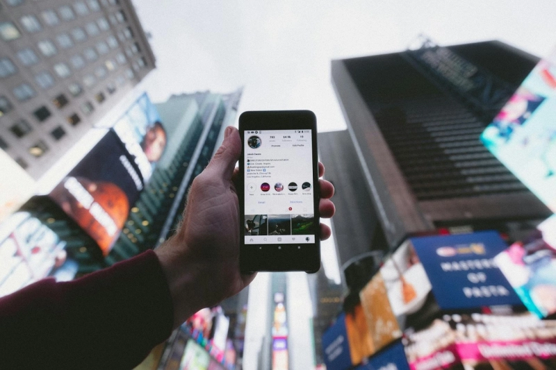 Behind the Curtain: Understanding Iganony Instagram Story Viewer in Detail