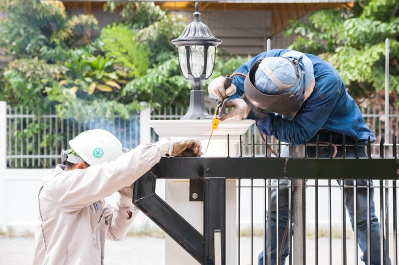 Fence Repair Services: What You Need to Know