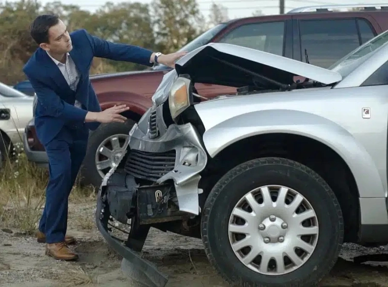 How Personal Injury Lawyers in North Charleston Handle Insurance Companies