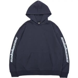 Streetwear Icons: The Legacy of Comme des Garçons and Stussy