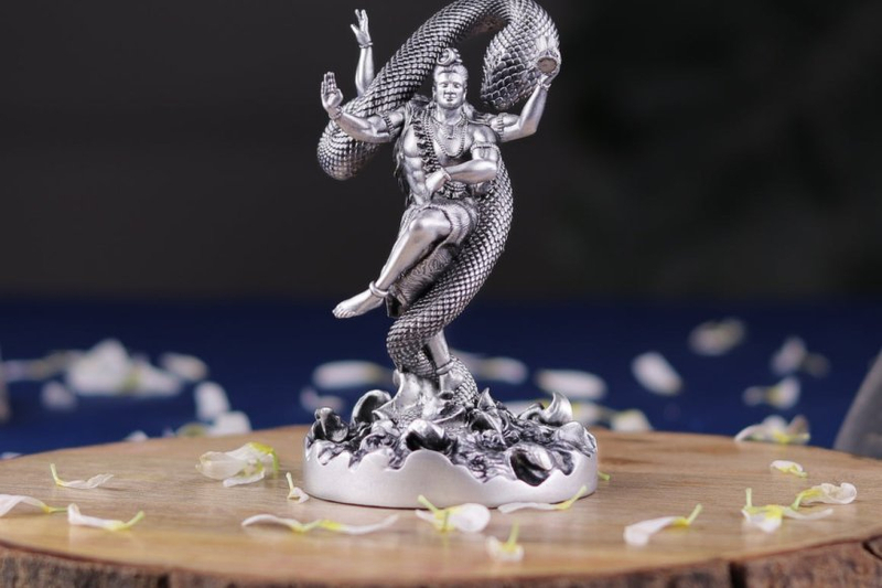 The Divine Companion: Exploring the Significance of Bholenath Car Murti
