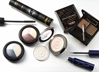 Tips For Wearing Eye Makeup To Enhance Your Looks