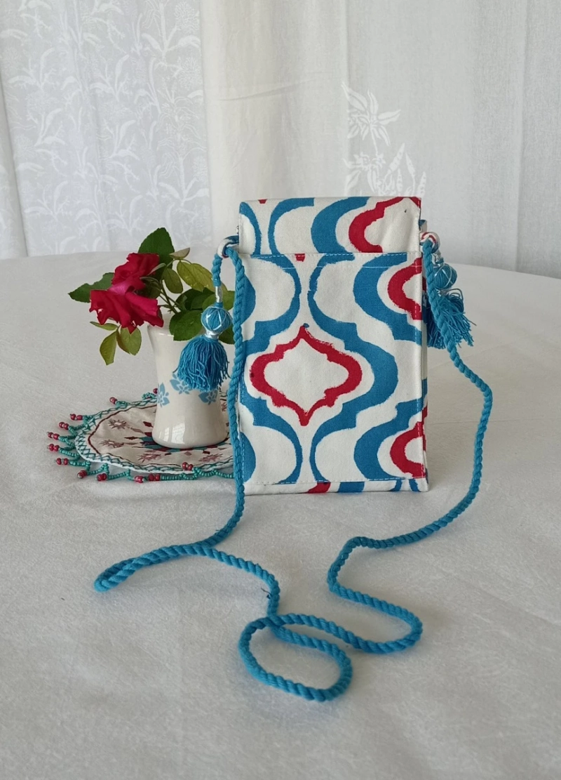 Block printed handbags- For women who love handbags