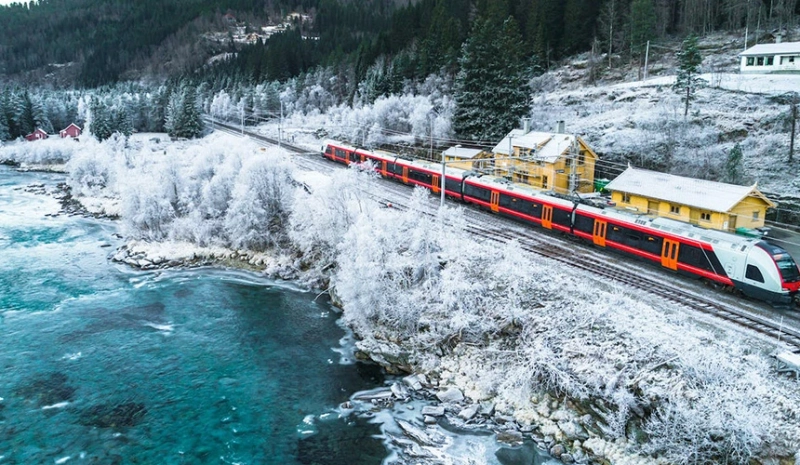 Ultimate Winter Bucket List: Luxury Train Journeys to Try