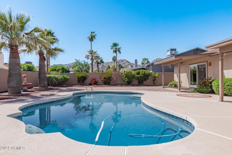 Maximize Value and Make Informed Decisions with Offer on Your Home