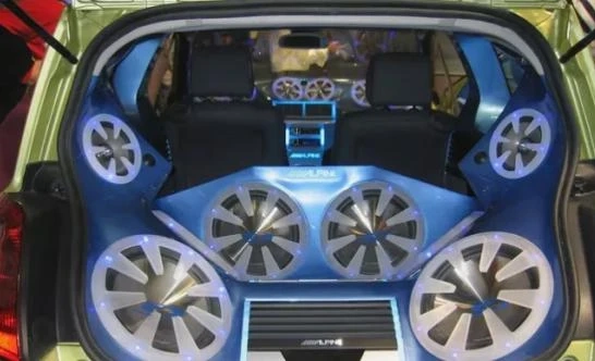Why should You Choose the Best Car Amplifier?