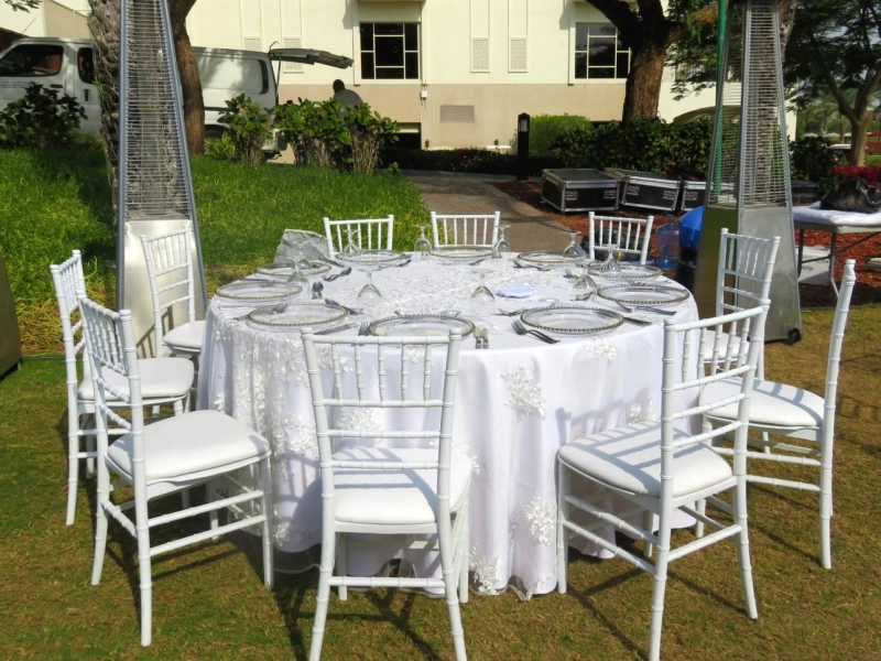 How Furniture Arrangements for Weddings, Birthdays, and other Events Differ